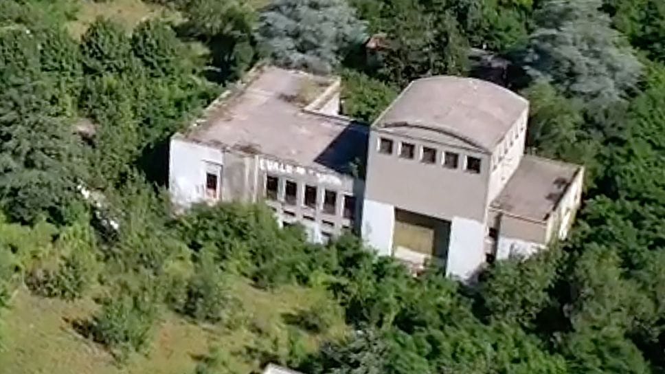 L’ex centrale elettrica di via Libertà: in vendita a 150mila euro