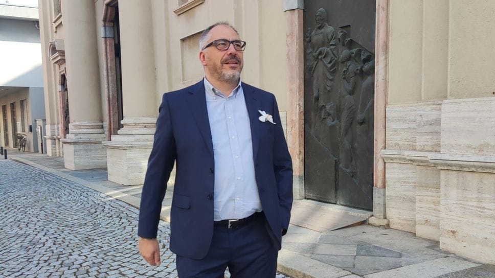 Il sindaco di Rovellasca Sergio Zauli