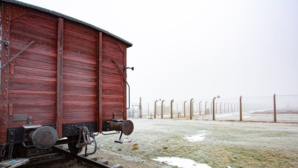 Un vagone per il trasporto dei prigionieri ad Auschwitz, Emanuele Fiano e il campo di transito di Fossoli