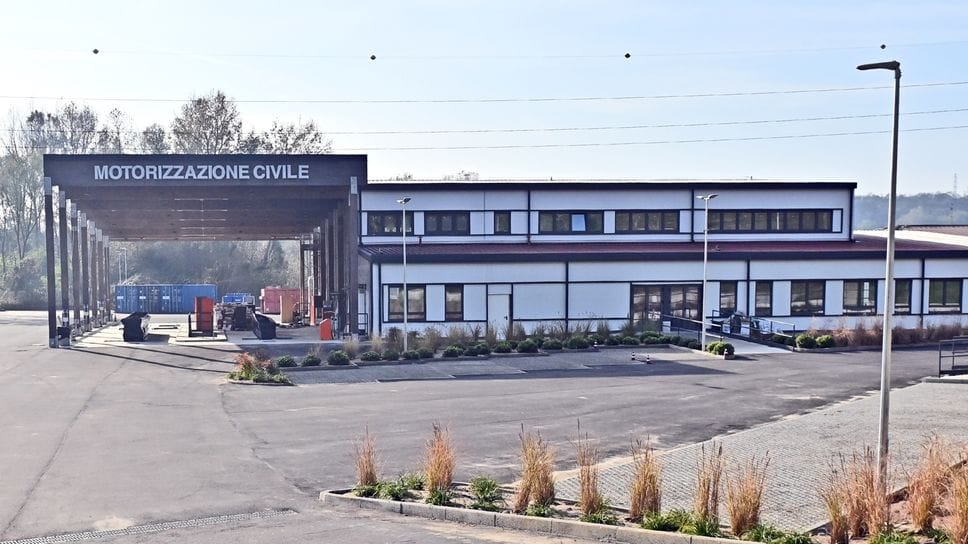 La sede della Motorizzazione. Per il rinnovo patenti per patologia tempi lunghi