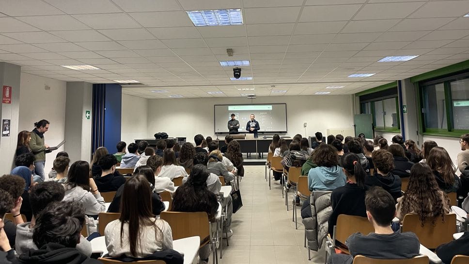 L’assemblea al liceo Fermi dedicata alla sicurezza dopo la strage di Crans-Montana