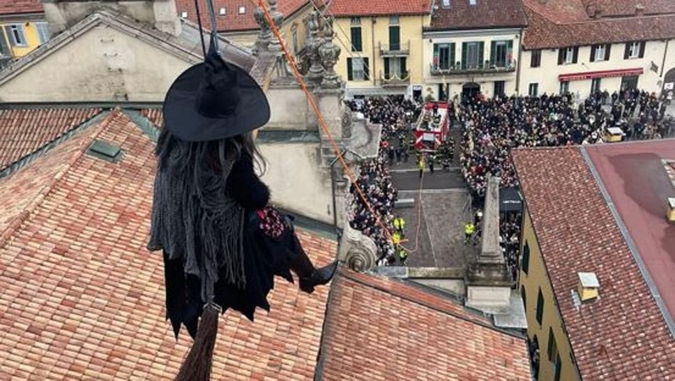 La leggendaria nonnina ad Appiano volerà giù dal campanile
