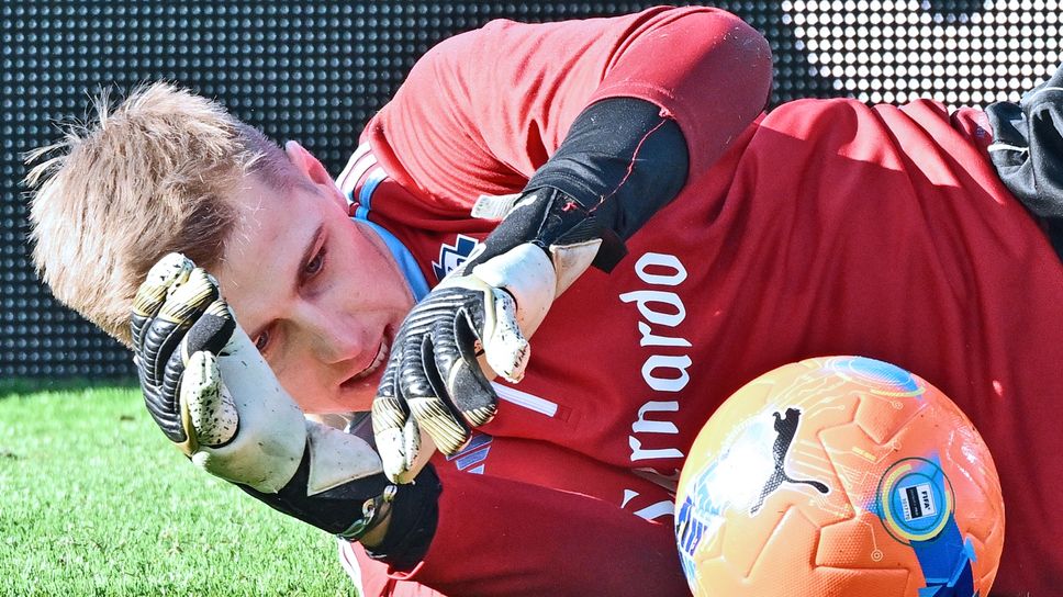 Jean Butez, portiere del Como e tra i meno battuti in serie A