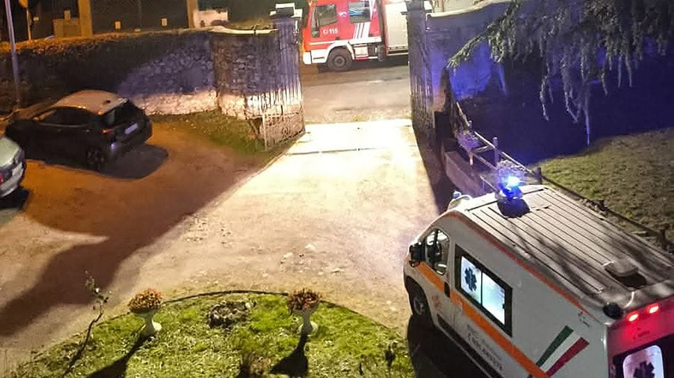 L’intervento dei soccorritori a Valbrona