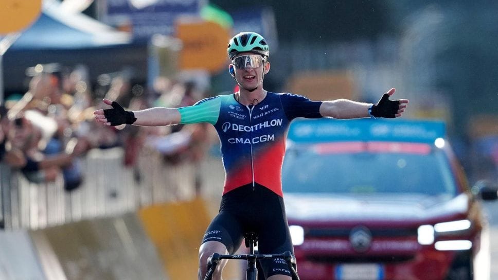 Giro di Lombardia, vince il ventenne francese Seixas