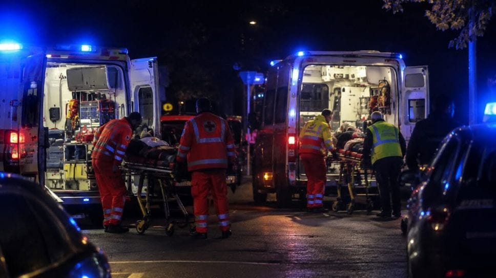 Schianto nella notte a Camerlata: quattro ragazzi feriti 