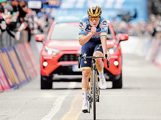Si pedala nella storia. Il Lombardia oggi a Como: sarà spettacolo 