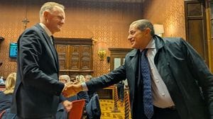 Consiglio comunale, ufficiale la surroga di Tufano: Roberto Tassone entra in aula votato all’unanimità