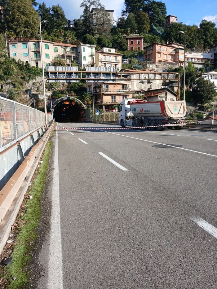 Incidente con l’auto dei vigili del fuoco a Cernobbio: grave una ragazza