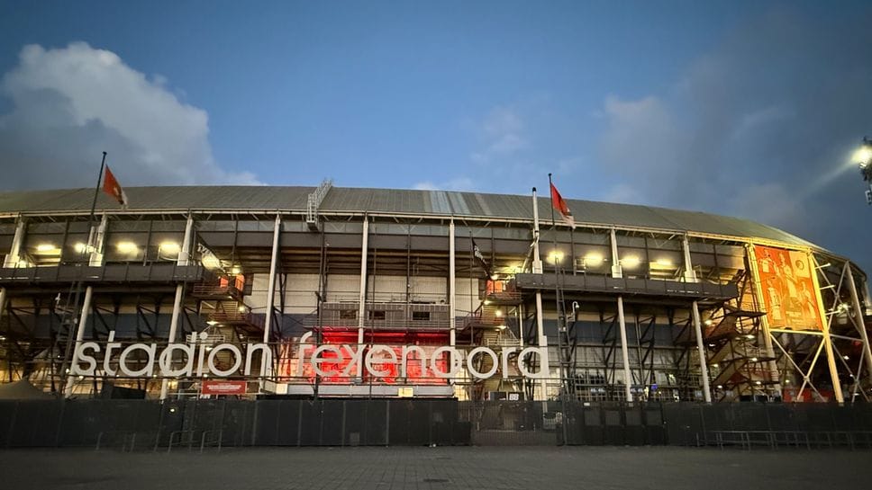 L’attesa sta per finire: tra poche ore la prima storica trasferta europea del Como in casa del Feyenoord. Foto e video