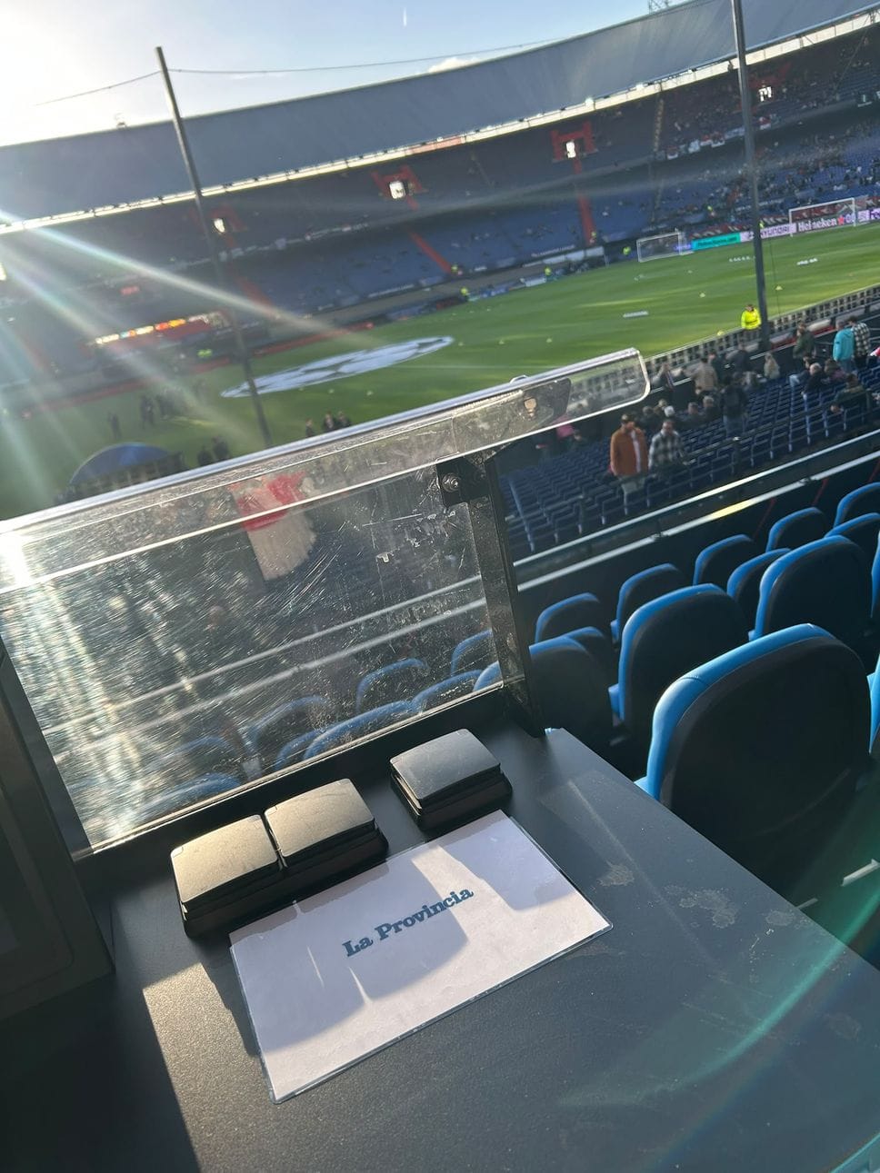 Intervista esclusiva a Suwarso prima della sfida con il Feyenoord. Il video 