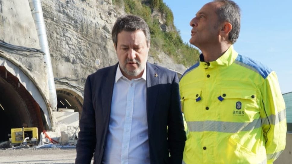 Salvini sulla variante: «Avanti 5 metri al giorno. Il passo è quello giusto»  