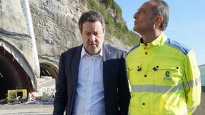 Salvini sulla variante: «Avanti 5 metri al giorno. Il passo è quello giusto»  