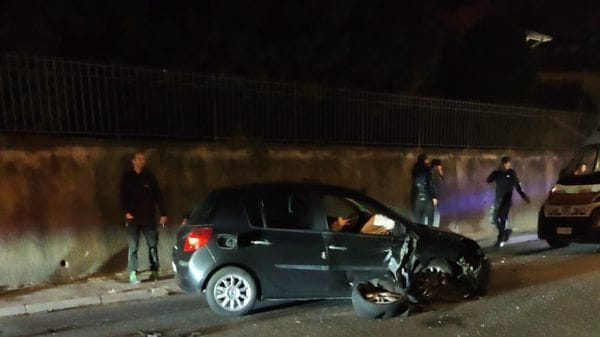 Scontro tra due auto sulla Sp 19
