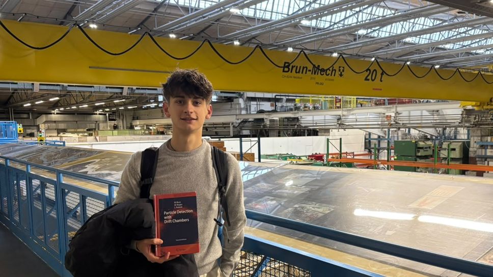 Il talento di Noubar: dai banchi del Volta alle particelle del Cern