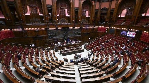 L’economia che arranca e la legge elettorale