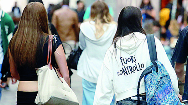 Parlare al cuore dei ragazzi «La felicità? è un cammino»