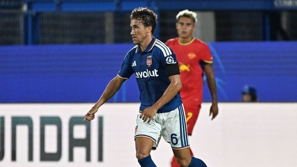Como-Manchester, la formazione: in campo insieme Da Cunha, Perrone e Milla