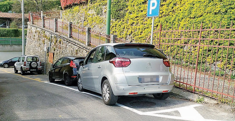 Nuovi parcheggi: ecco le tre ipotesi. «L’obiettivo è partire da Rovenna»