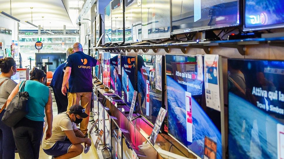 Tensione tra i negozianti in vista di sabato: «Pronti a chiudere tutto»