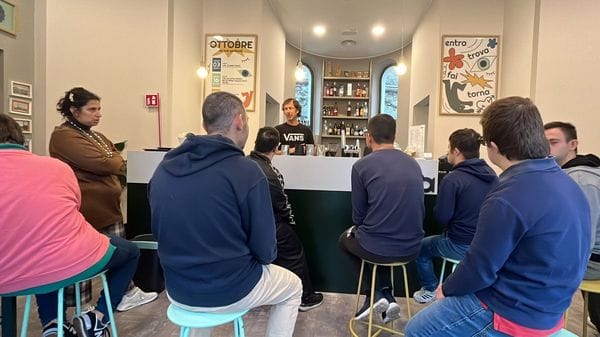 Cantù, ragazzi disabili formati per diventare baristi. «Bello vedere il loro sorriso»