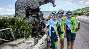 I Falchi Blu di Albiolo conquistano la Sardegna a pedali