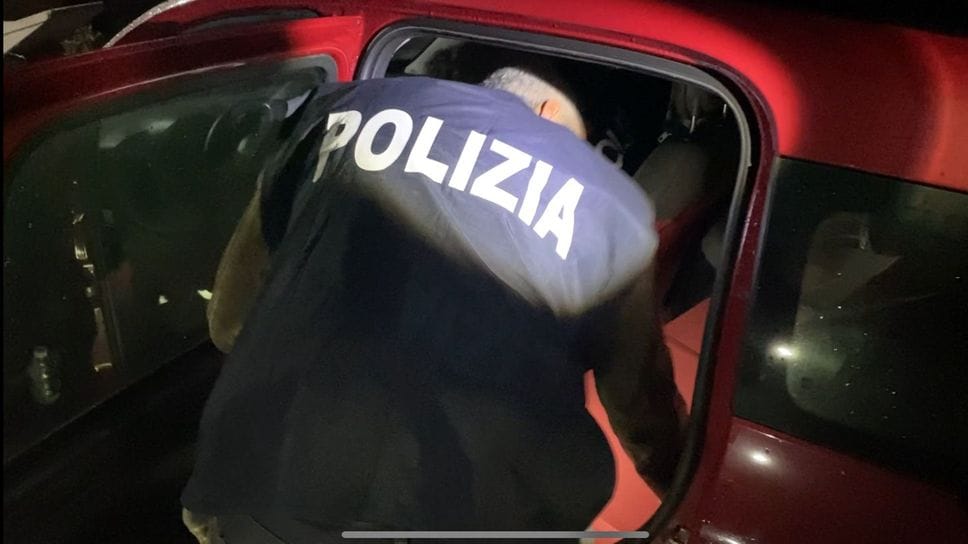 Minacce alla città, perquisizioni a tappeto nella notte