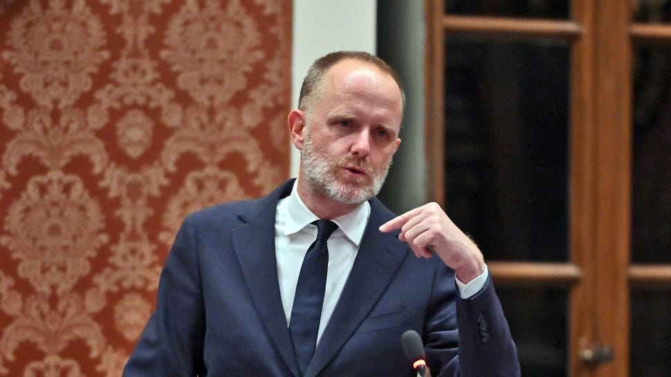 Cause legali, cambiano le regole. Rapinese: «Ora decido tutto io»