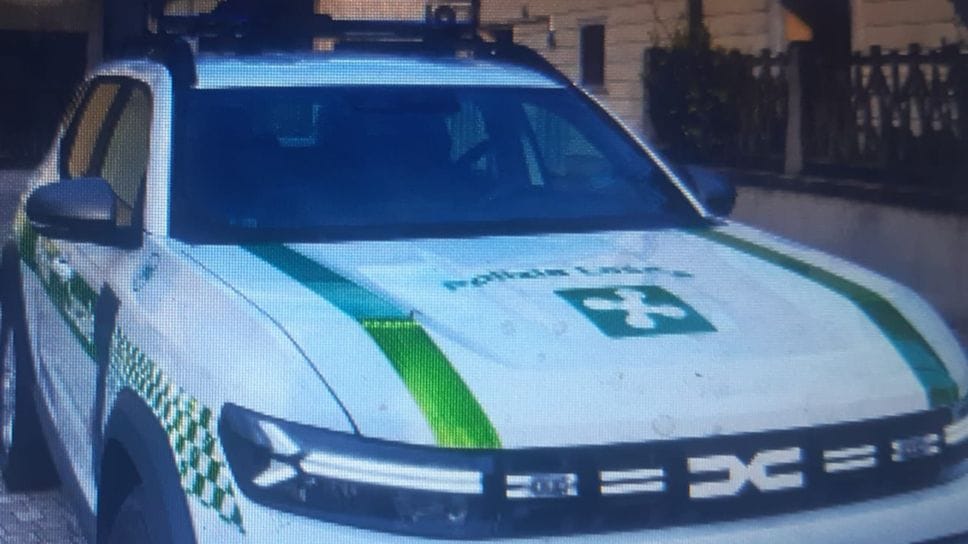 Polizia locale: un nuovo mezzo ibrido per migliorare l’efficienza 