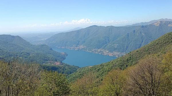 Lago ed entroterra, due facce dello stesso territorio: i piccoli Comuni cercano una strada comune