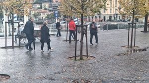 Lungolago a pezzi, la Regione: «C’è la garanzia per il ripristino»