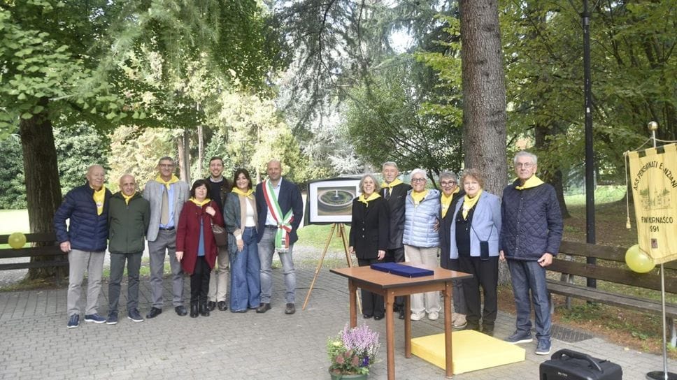 Trentacinque anni di ricordi e amicizie: a Fino Mornasco la festa dei pensionati