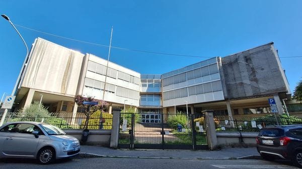 Anche la Regione blocca il piano scuole di Rapinese: «Salvi la Corridoni e l’asilo Carluccio»