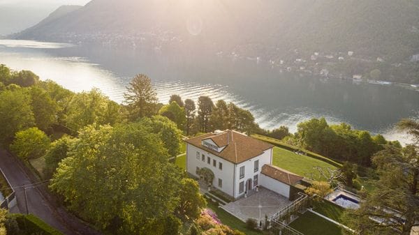 Villa Bonomi, il tar congela il trasferimento al Comune