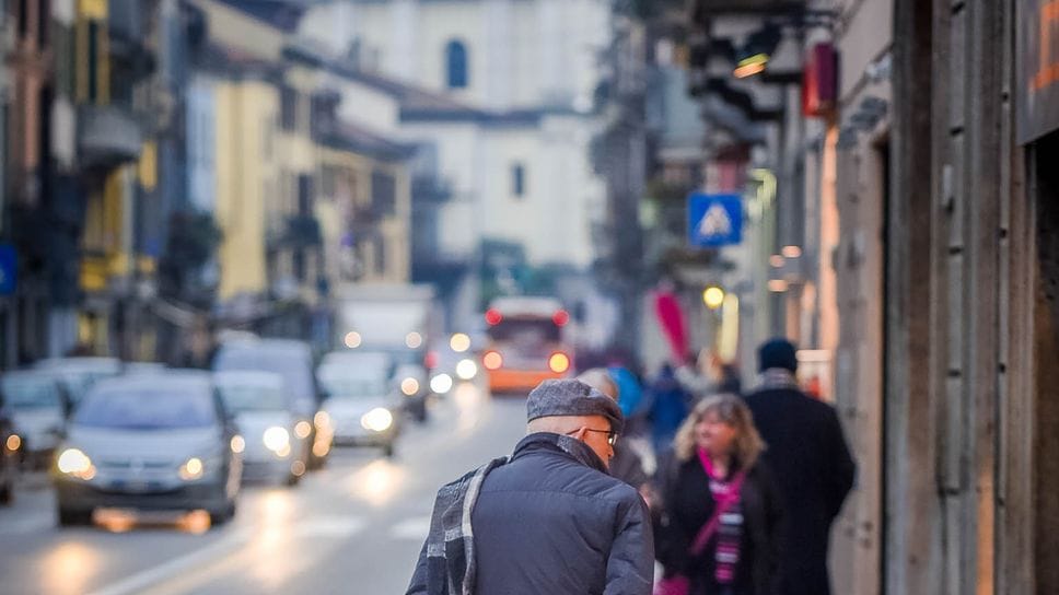 Como città per ricchi: dal 2020 a oggi ha perso mille residenti