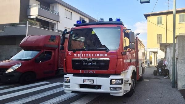 Scontro con un quad in centro a Fino: ferito un uomo di 49 anni