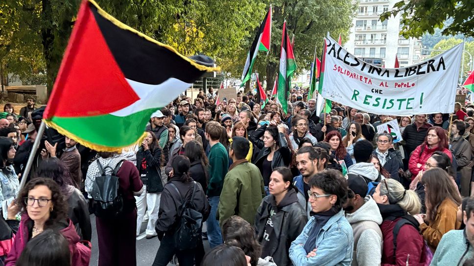 Venerdì di scioperi e manifestazioni. A Como alle 17 presidio al Volta e una fiaccolata, ma vietato il corteo in centro
