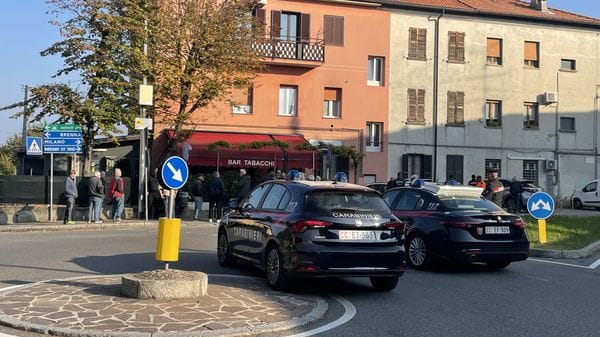 Cantù, accoltellato fuori dal bar: morto un uomo di 55 anni