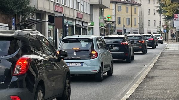 Cantù, la città dei pendolari. «Diecimila ogni giorno»