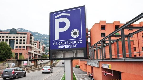 Como, stop alla sosta: chiude da domani il parcheggio di via Castelnuovo