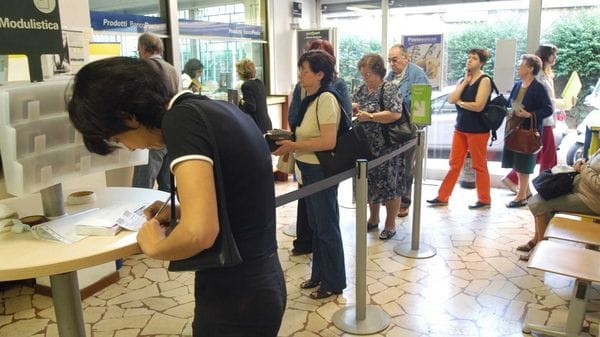 Liste d’attesa, c’è una novità. Si prenota anche alle Poste