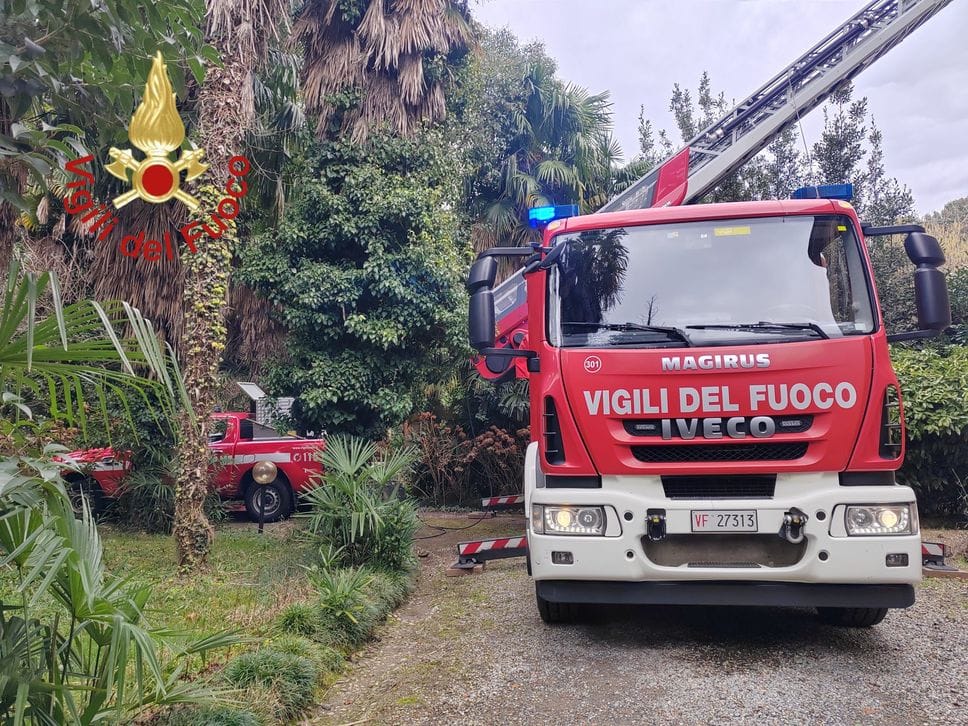 A Erba sono arrivati tre mezzi