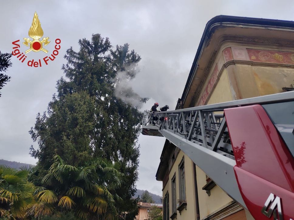 Non si segnalano feriti, abitazione agibile