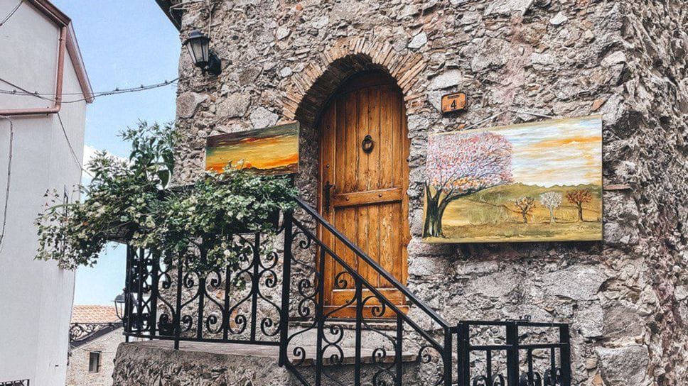 Uno scorcio del borgo di Caccuri in Calabria