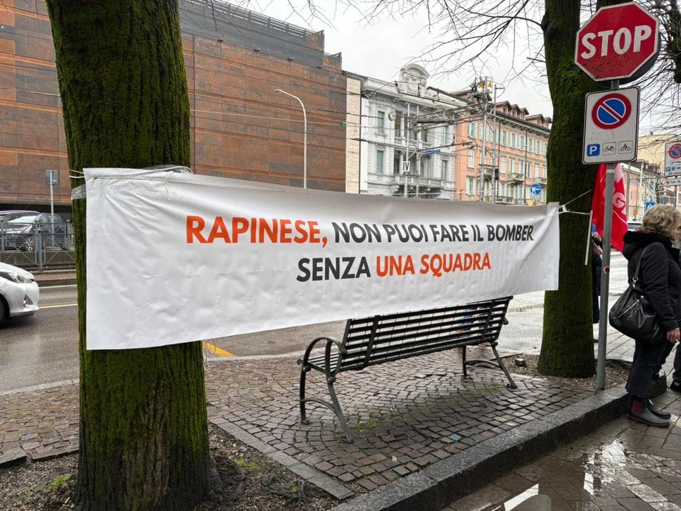 Lo striscione
