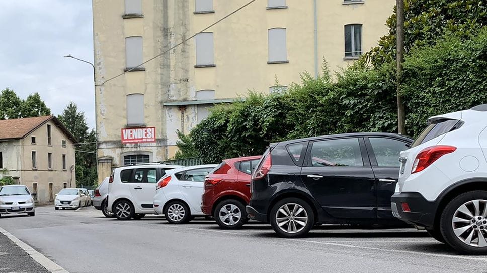 Nel mirino soprattutto gli spazi “a lisca di pesce”