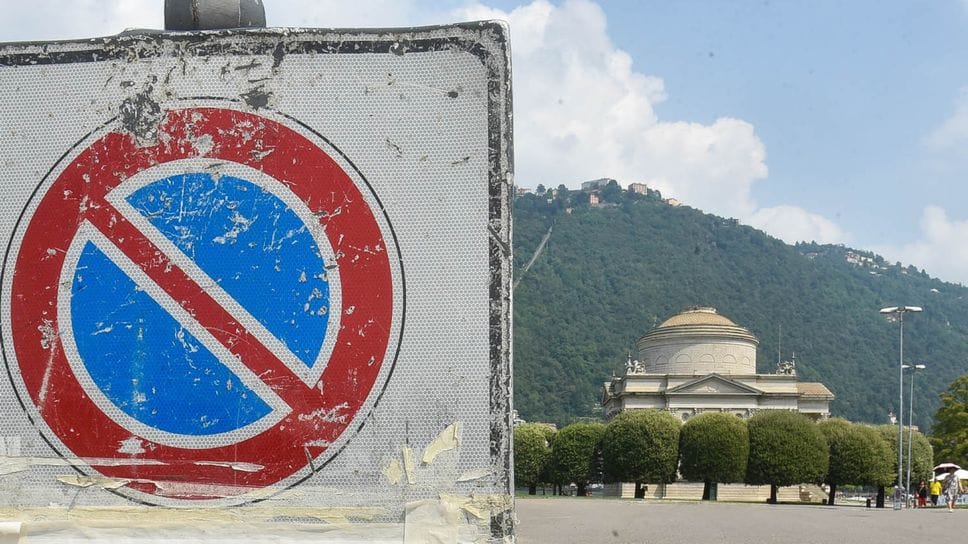 Divieti di sosta nella zona attorno allo stadio Sinigaglia