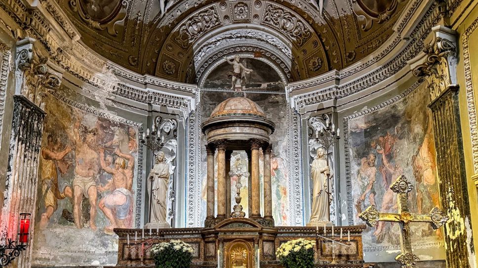 Veduta generale degli affreschi di Pellegrino Tibaldi