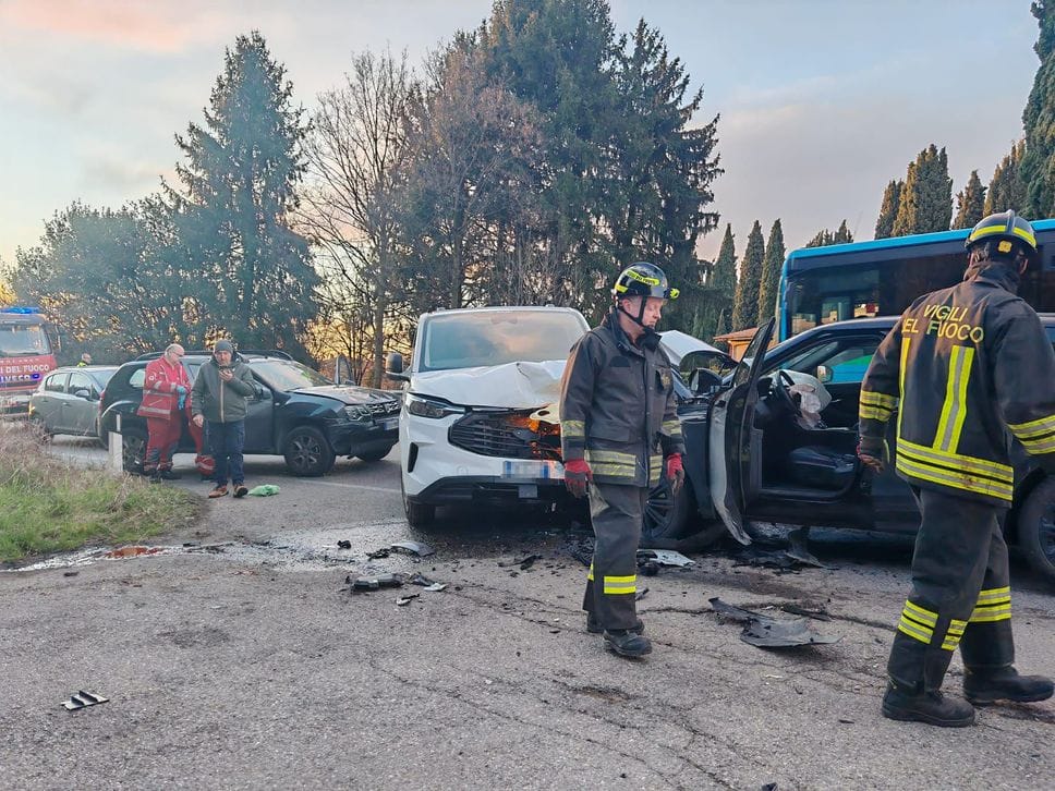 Vigili del fuoco sul posto