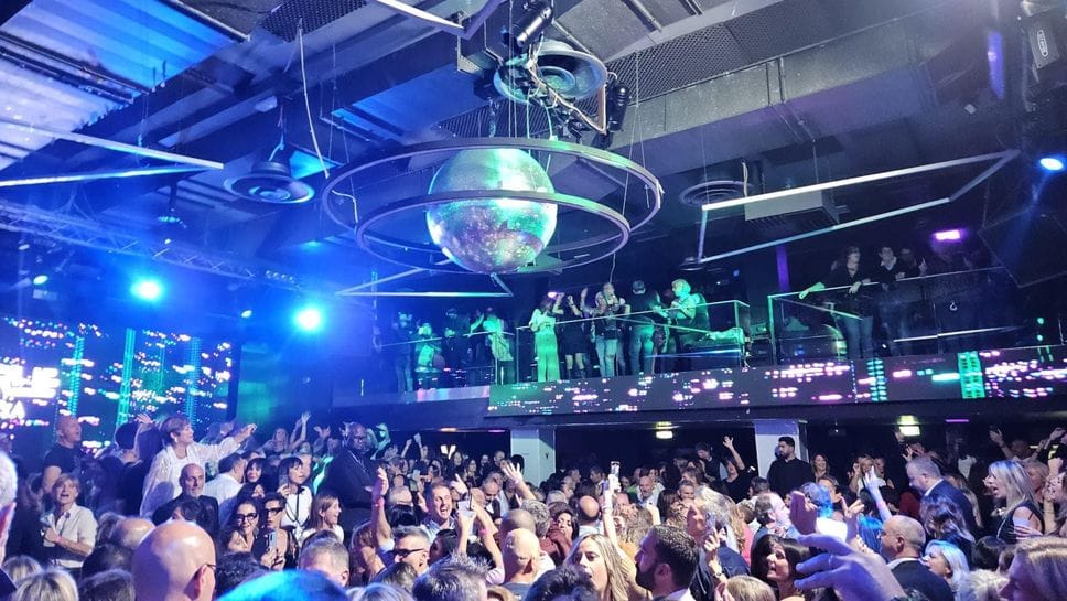 Una serata nella discoteca Venus